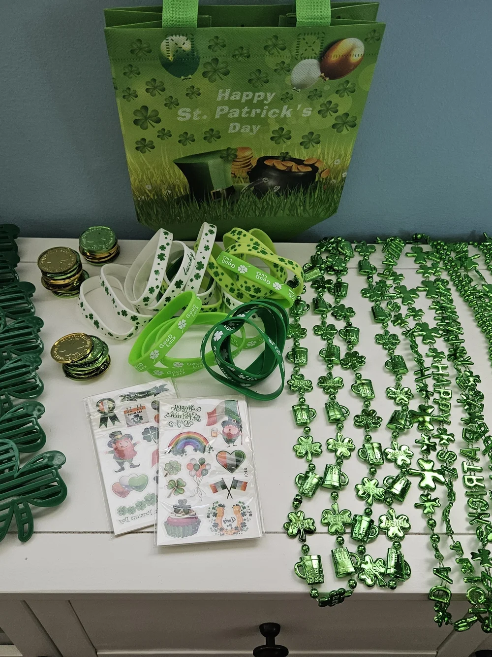 St. Patrick's Day Green Party Favor Kit - Assorted Green Accessories